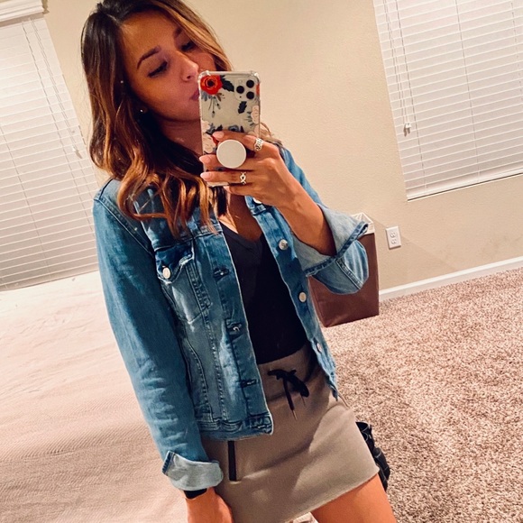 Meet your Posher, Alexis - Picture 6 of 8